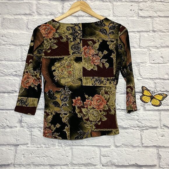 BRITTANY Black 3/4 Sleeve Floral and Ribbed Detailed Top Size Unknown - Picture 5 of 8